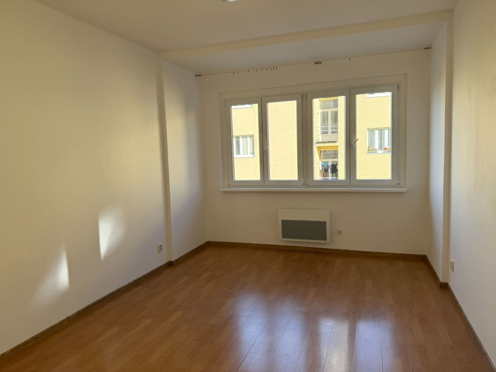 Prenájom bytu 1-izbový 23 m², Patočkova, Praha, Praha Prenájom bytu 1-izbový 23 m², Patočkova, Praha, Praha