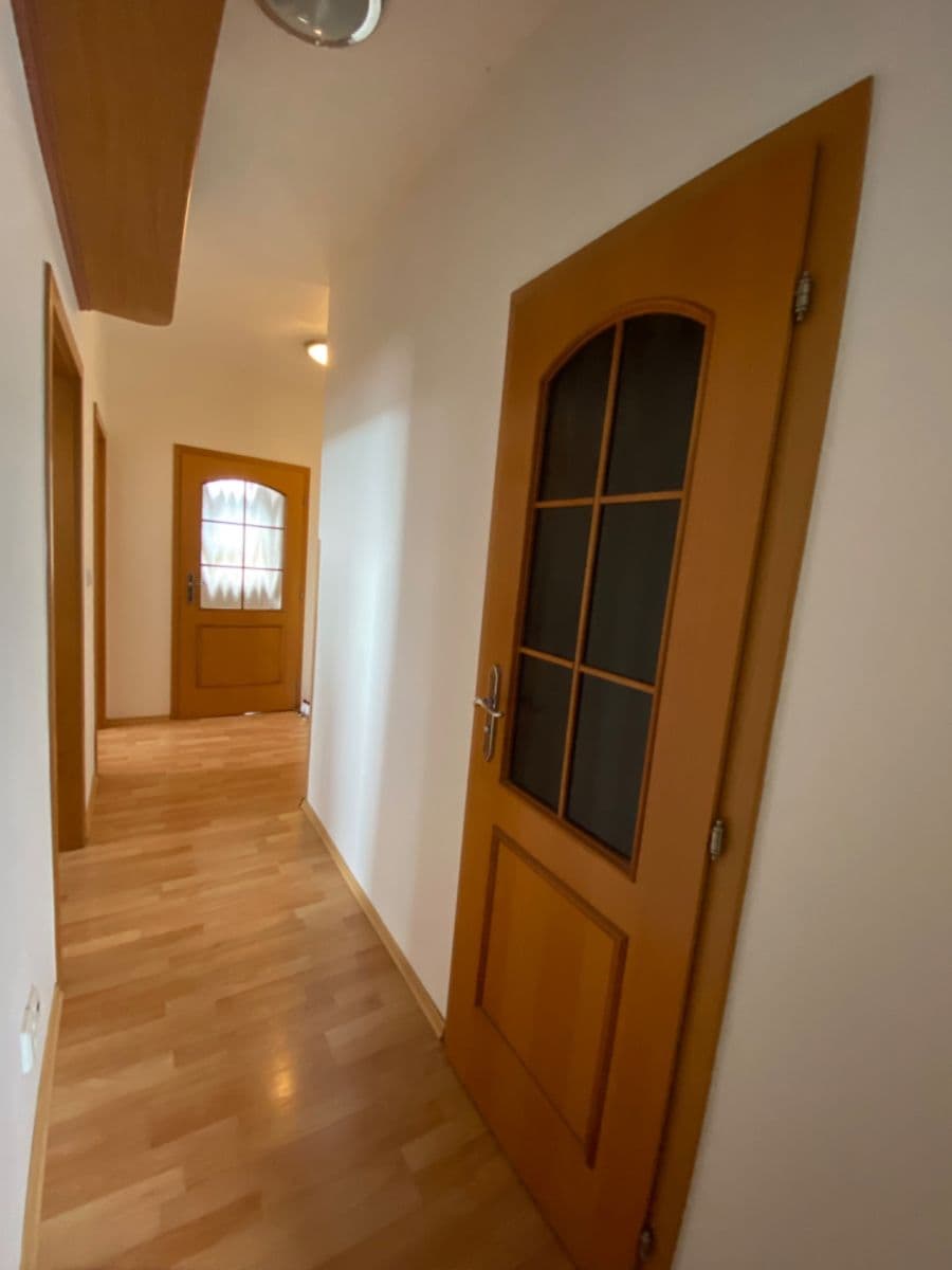 Predaj bytu 3-izbový 61 m², Kubelíkova, Mariánské Lázně, Karlovarský kraj Predaj bytu 3-izbový 61 m², Kubelíkova, Mariánské Lázně, Karlovarský kraj
