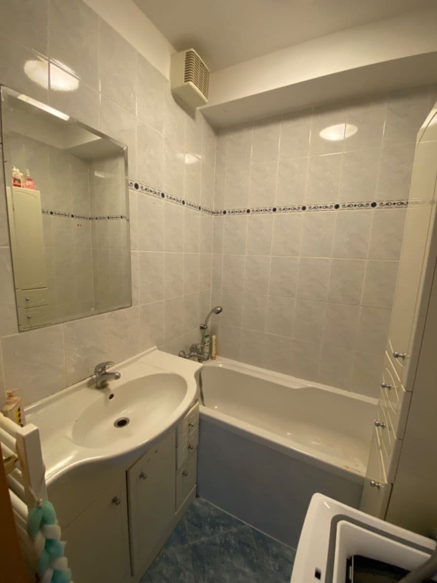 Predaj bytu 3-izbový 61 m², Kubelíkova, Mariánské Lázně, Karlovarský kraj Predaj bytu 3-izbový 61 m², Kubelíkova, Mariánské Lázně, Karlovarský kraj