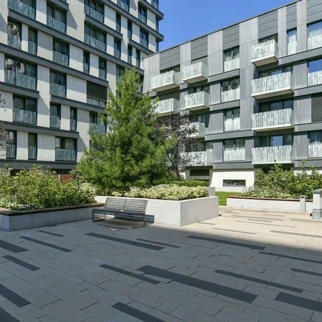 Prenájom bytu 2-izbový 66 m², Olšanská, Praha, Praha Prenájom bytu 2-izbový 66 m², Olšanská, Praha, Praha
