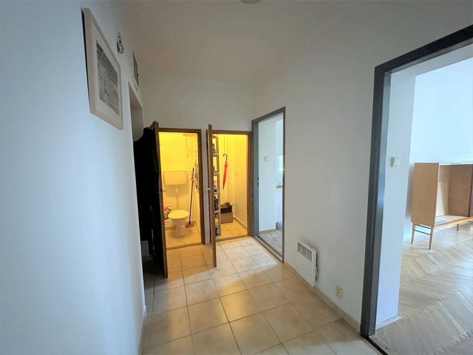 Prenájom bytu 2-izbový 56 m², Na Žvahově, Praha, Praha Prenájom bytu 2-izbový 56 m², Na Žvahově, Praha, Praha