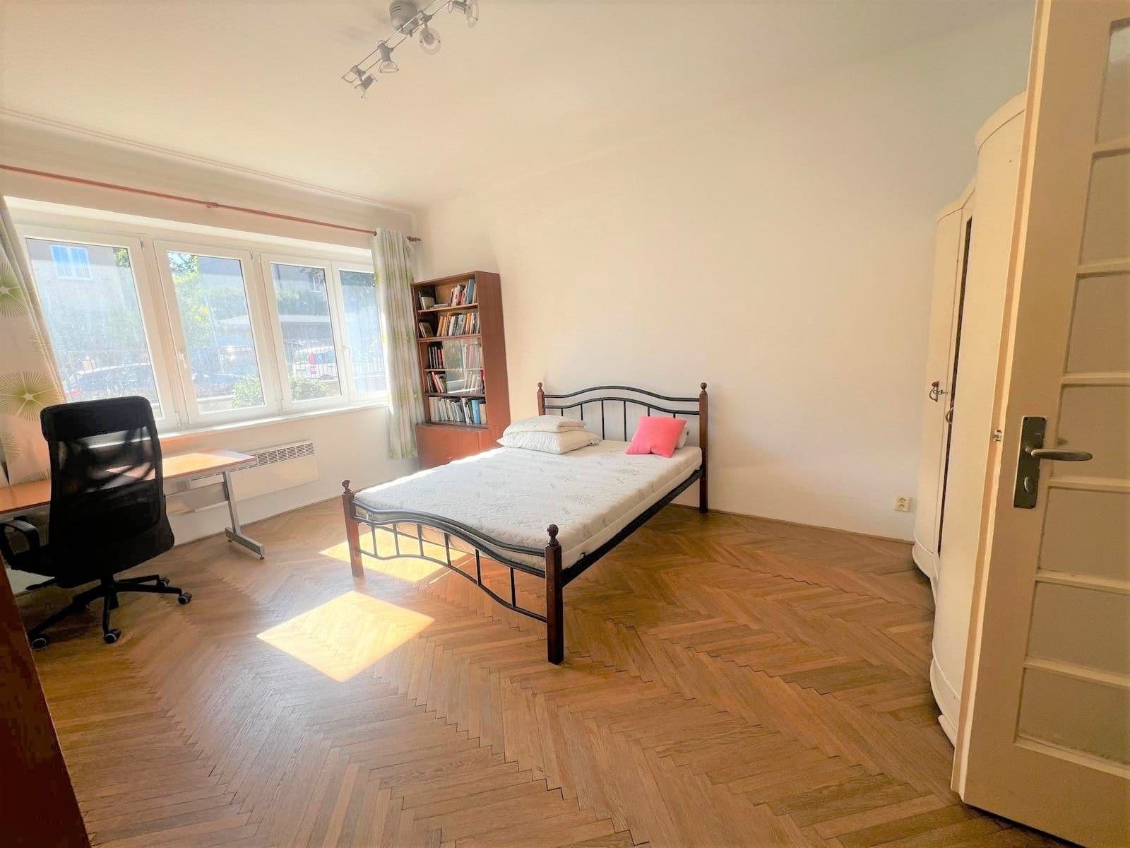Prenájom bytu 2-izbový 56 m², Na Žvahově, Praha, Praha Prenájom bytu 2-izbový 56 m², Na Žvahově, Praha, Praha