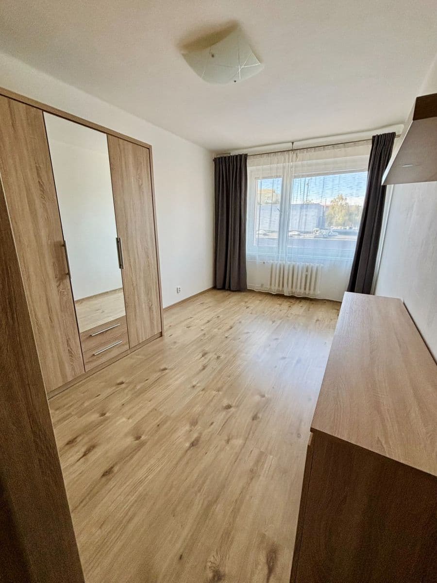 Prenájom bytu 2-izbový 54 m², Bludovická, Praha, Praha Prenájom bytu 2-izbový 54 m², Bludovická, Praha, Praha