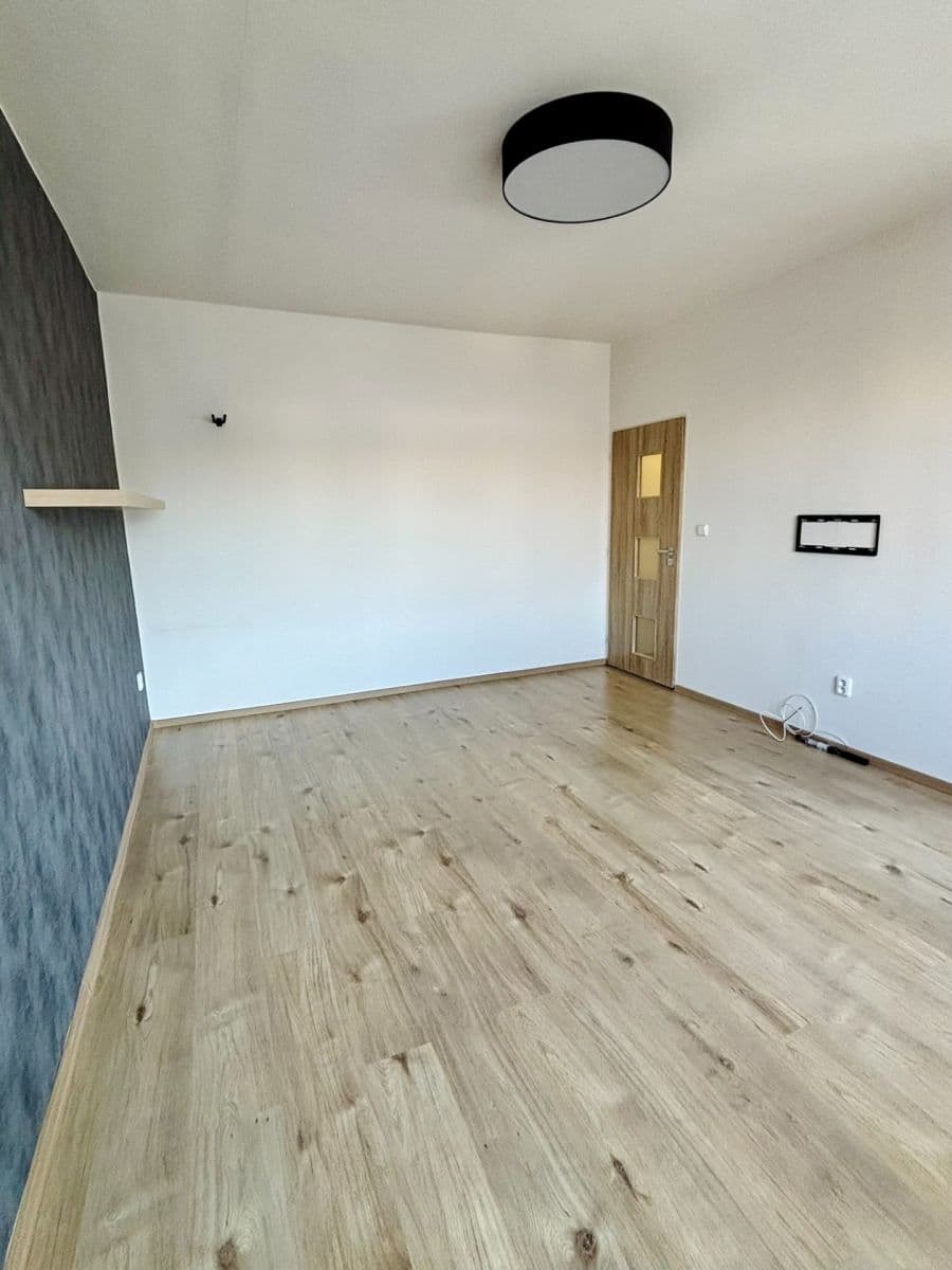 Prenájom bytu 2-izbový 54 m², Bludovická, Praha, Praha Prenájom bytu 2-izbový 54 m², Bludovická, Praha, Praha