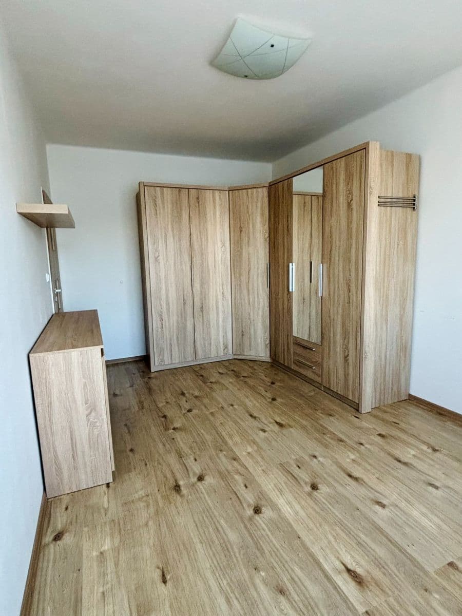 Prenájom bytu 2-izbový 54 m², Bludovická, Praha, Praha Prenájom bytu 2-izbový 54 m², Bludovická, Praha, Praha