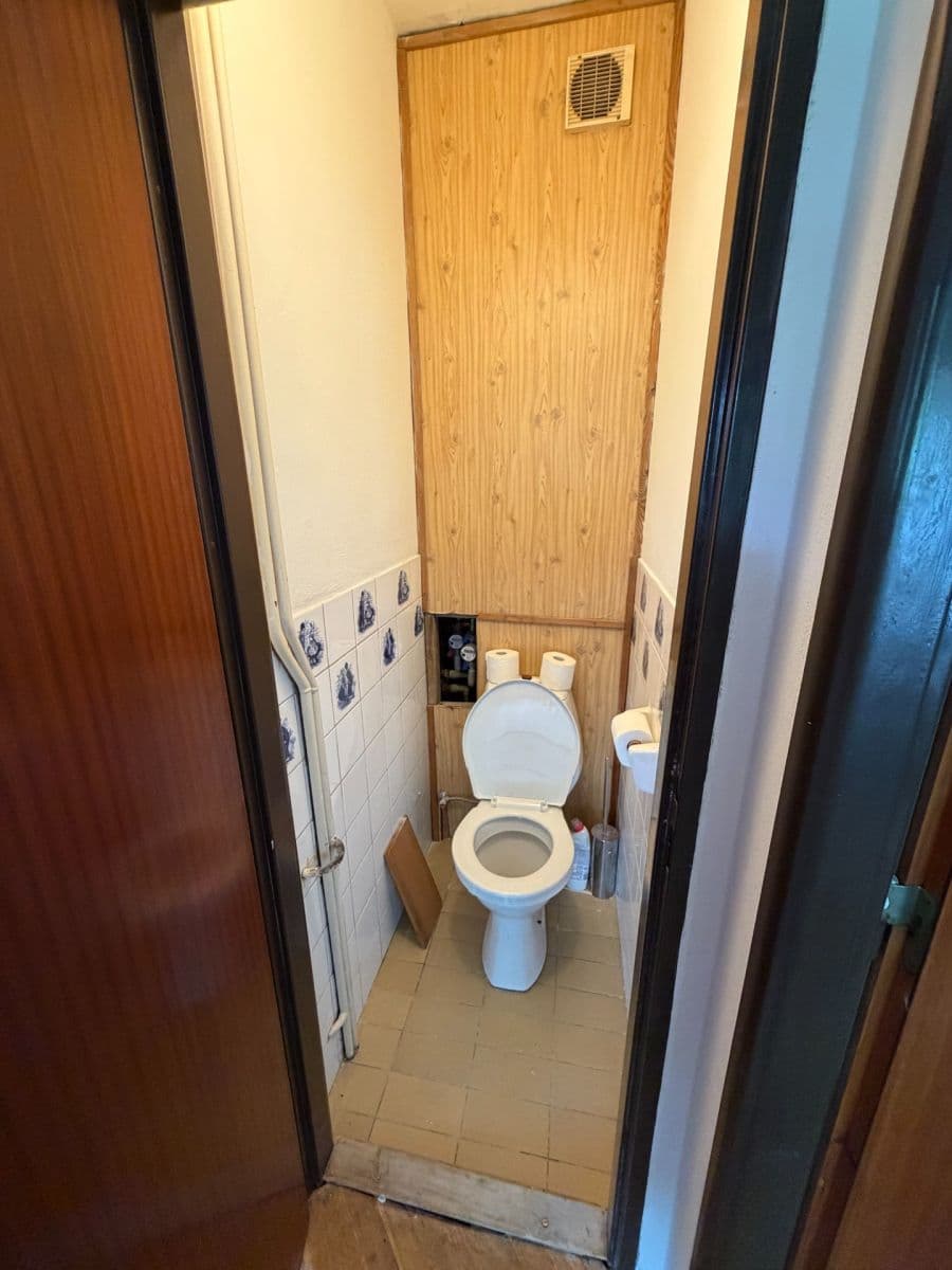 Predaj bytu 3-izbový 72 m², Plzeňská, Praha, Praha Predaj bytu 3-izbový 72 m², Plzeňská, Praha, Praha