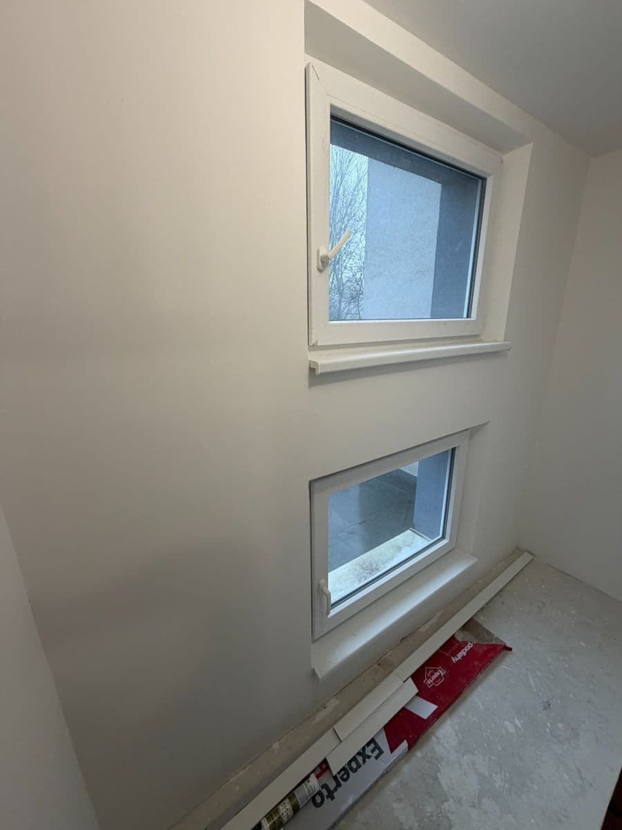 Prenájom bytu 1-izbový 39 m², Šmolíkova, Praha, Praha Prenájom bytu 1-izbový 39 m², Šmolíkova, Praha, Praha