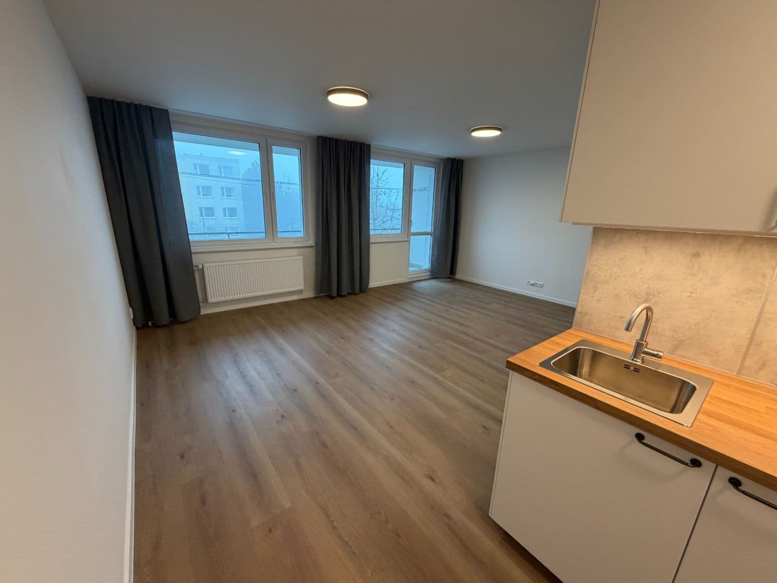 Prenájom bytu 1-izbový 39 m², Šmolíkova, Praha, Praha Prenájom bytu 1-izbový 39 m², Šmolíkova, Praha, Praha
