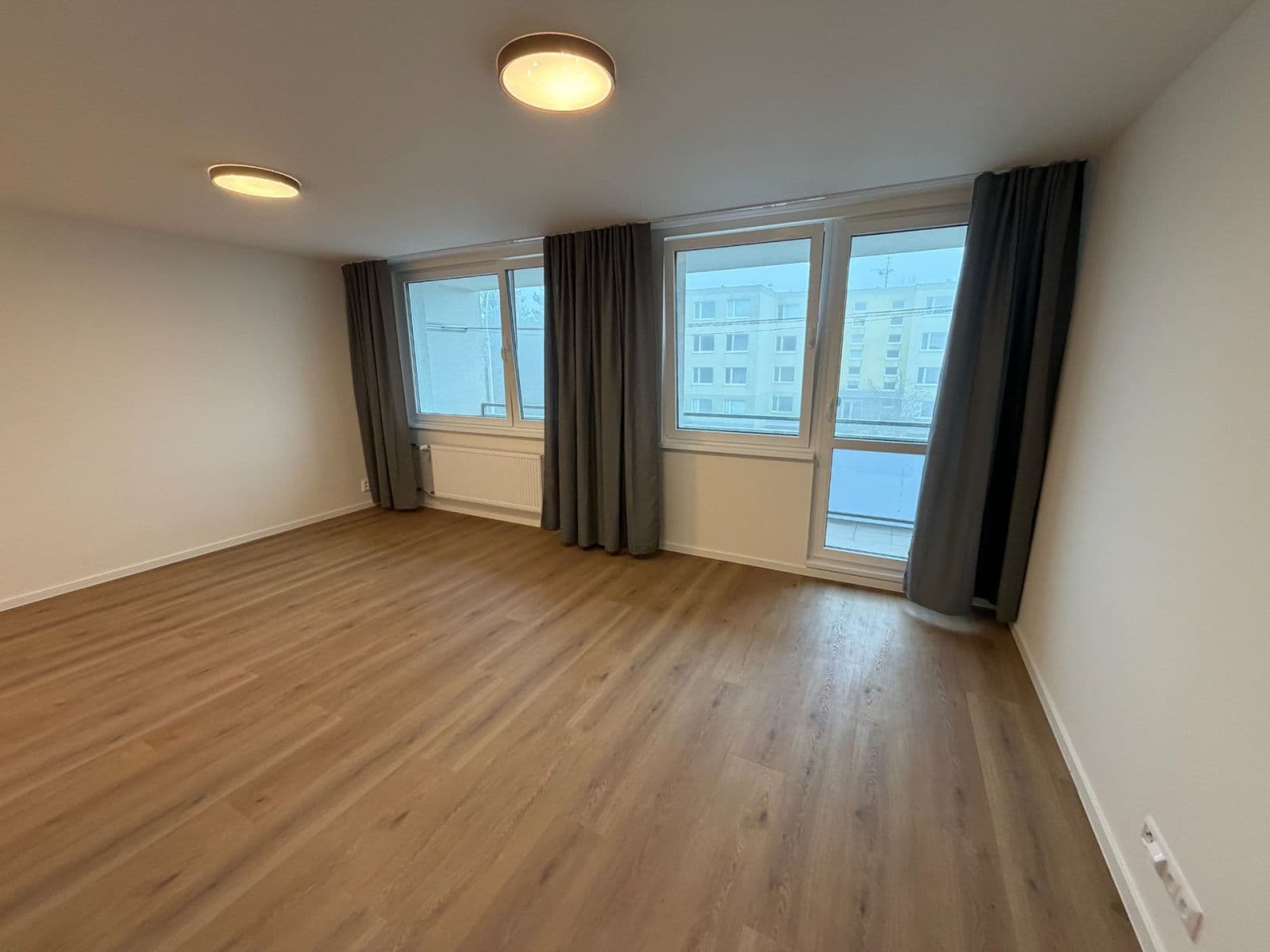 Prenájom bytu 1-izbový 39 m², Šmolíkova, Praha, Praha Prenájom bytu 1-izbový 39 m², Šmolíkova, Praha, Praha