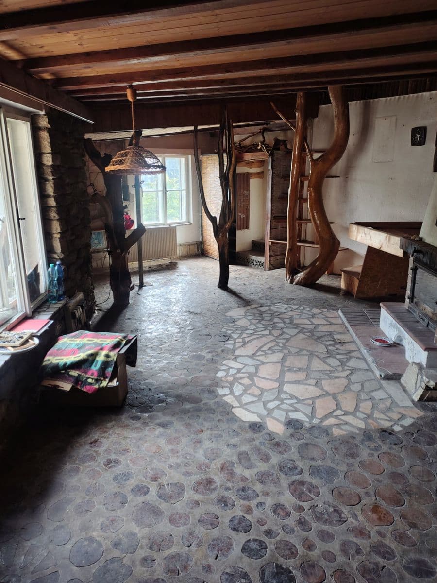 Predaj domu 260 m², pozemok 3.645 m², Kladenská, Lhota, Středočeský kraj Predaj domu 260 m², pozemok 3.645 m², Kladenská, Lhota, Středočeský kraj