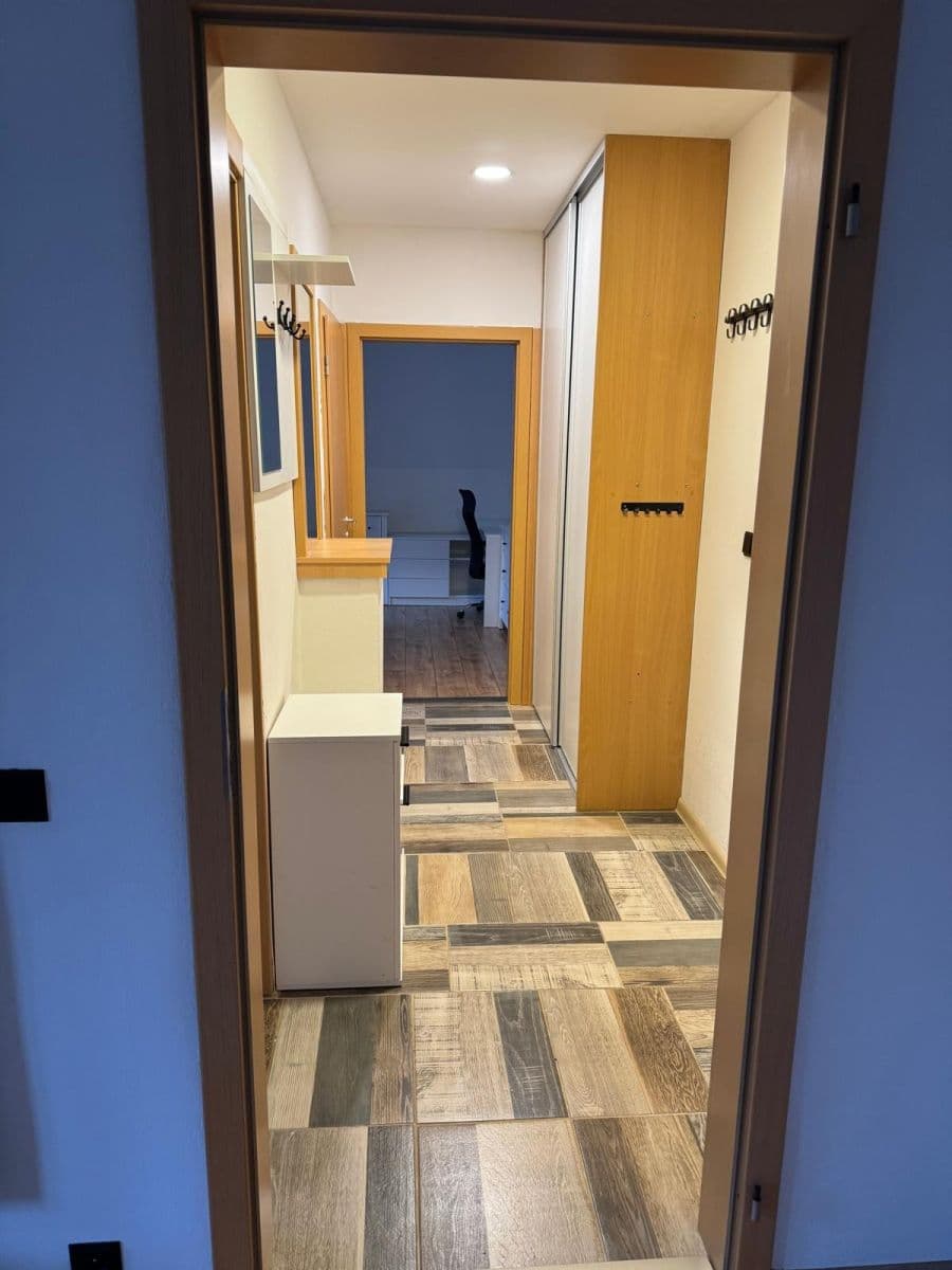 Prenájom bytu 2-izbový 55 m², Vrchlického, Jihlava, Kraj Vysočina Prenájom bytu 2-izbový 55 m², Vrchlického, Jihlava, Kraj Vysočina