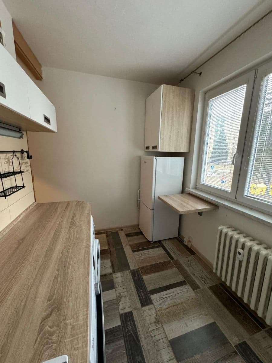 Prenájom bytu 2-izbový 55 m², Vrchlického, Jihlava, Kraj Vysočina Prenájom bytu 2-izbový 55 m², Vrchlického, Jihlava, Kraj Vysočina