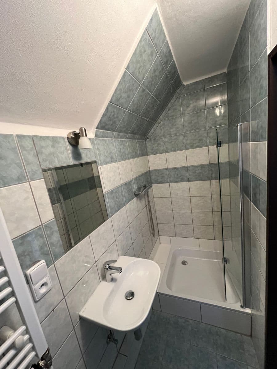 Prenájom bytu 1-izbový 30 m², Písková, Praha, Praha Prenájom bytu 1-izbový 30 m², Písková, Praha, Praha