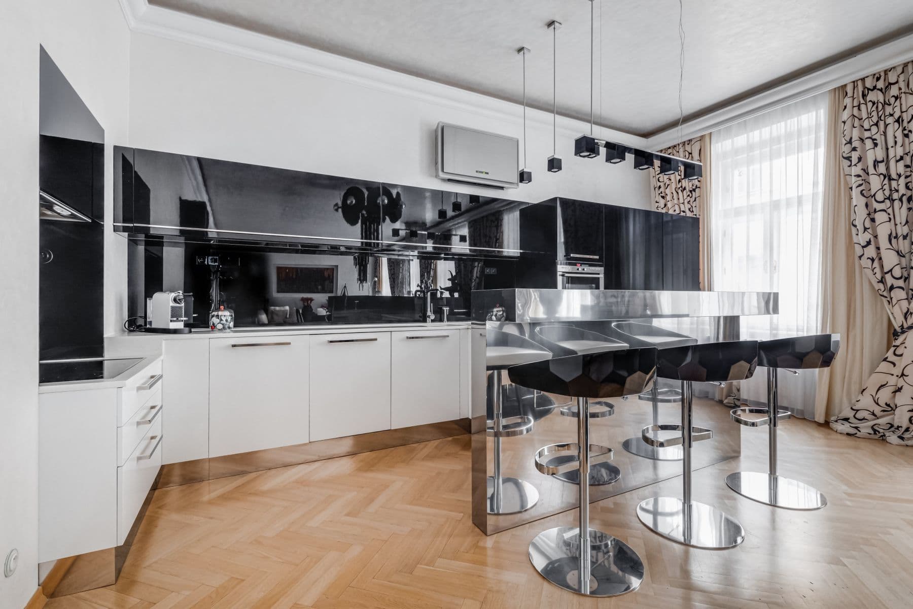 Prenájom bytu 140 m², Masná, Praha, Praha Prenájom bytu 140 m², Masná, Praha, Praha
