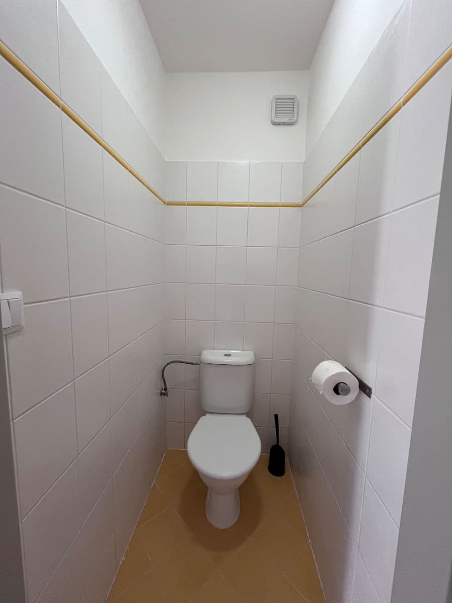 Prenájom bytu 2-izbový 72 m², Dlouhá, Tišnov, Jihomoravský kraj Prenájom bytu 2-izbový 72 m², Dlouhá, Tišnov, Jihomoravský kraj