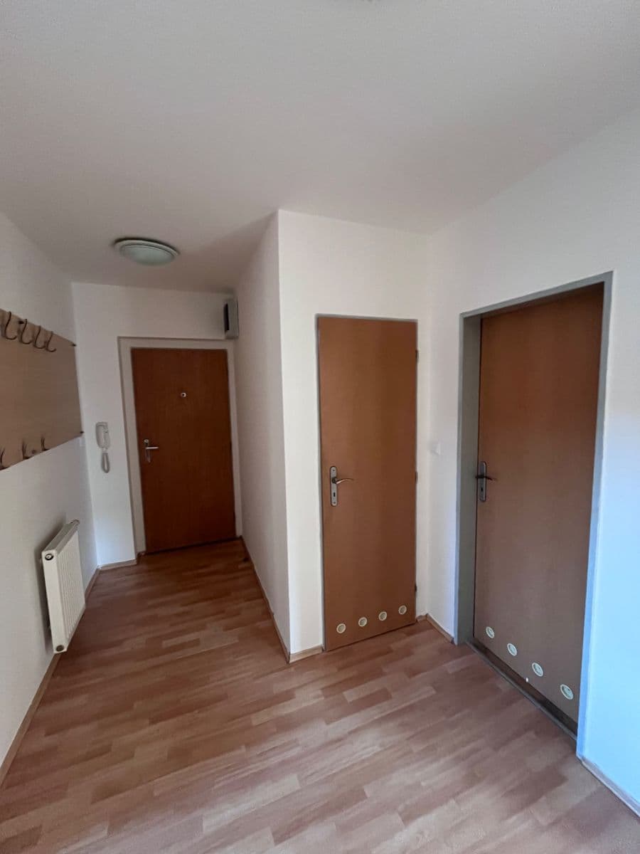 Prenájom bytu 2-izbový 72 m², Dlouhá, Tišnov, Jihomoravský kraj Prenájom bytu 2-izbový 72 m², Dlouhá, Tišnov, Jihomoravský kraj