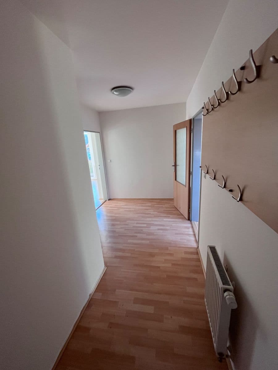 Prenájom bytu 2-izbový 72 m², Dlouhá, Tišnov, Jihomoravský kraj Prenájom bytu 2-izbový 72 m², Dlouhá, Tišnov, Jihomoravský kraj