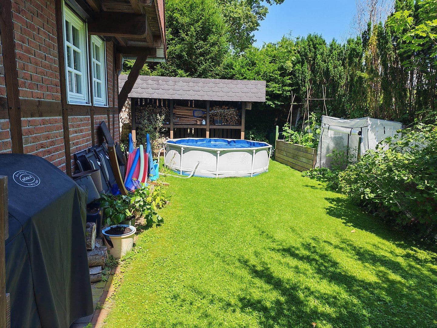 Predaj domu 135 m², pozemok 808 m², Burgdorf, Dolné Sasko Predaj domu 135 m², pozemok 808 m², Burgdorf, Dolné Sasko