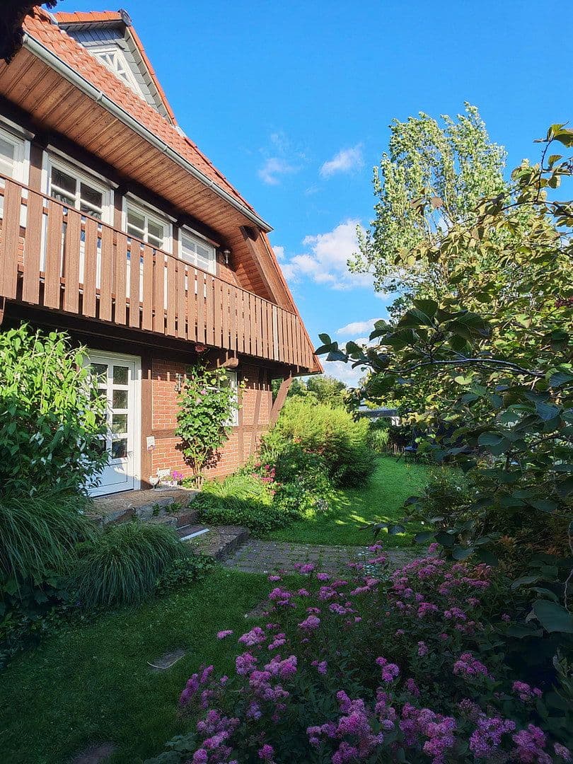 Predaj domu 135 m², pozemok 808 m², Burgdorf, Dolné Sasko Predaj domu 135 m², pozemok 808 m², Burgdorf, Dolné Sasko