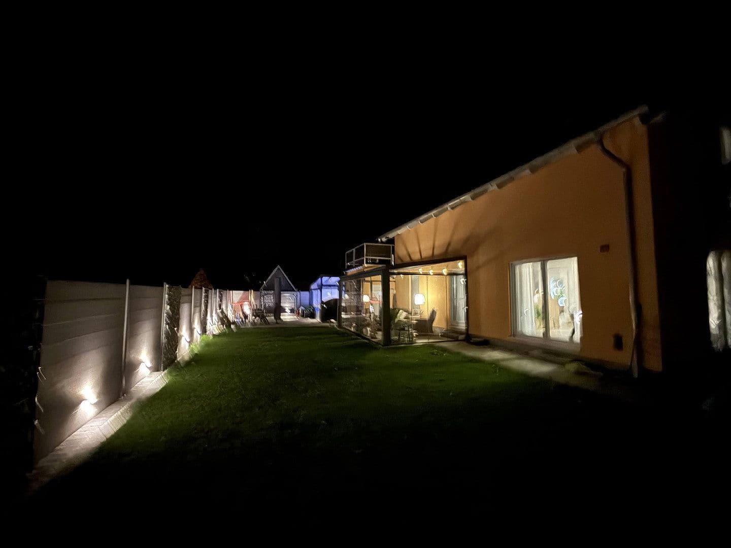 Predaj domu 146 m², pozemok 601 m², Königswalde, Sasko Predaj domu 146 m², pozemok 601 m², Königswalde, Sasko