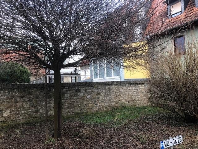 Prenájom bytu 5-izbový 169 m², Ochsenfurt, Bavorsko Prenájom bytu 5-izbový 169 m², Ochsenfurt, Bavorsko