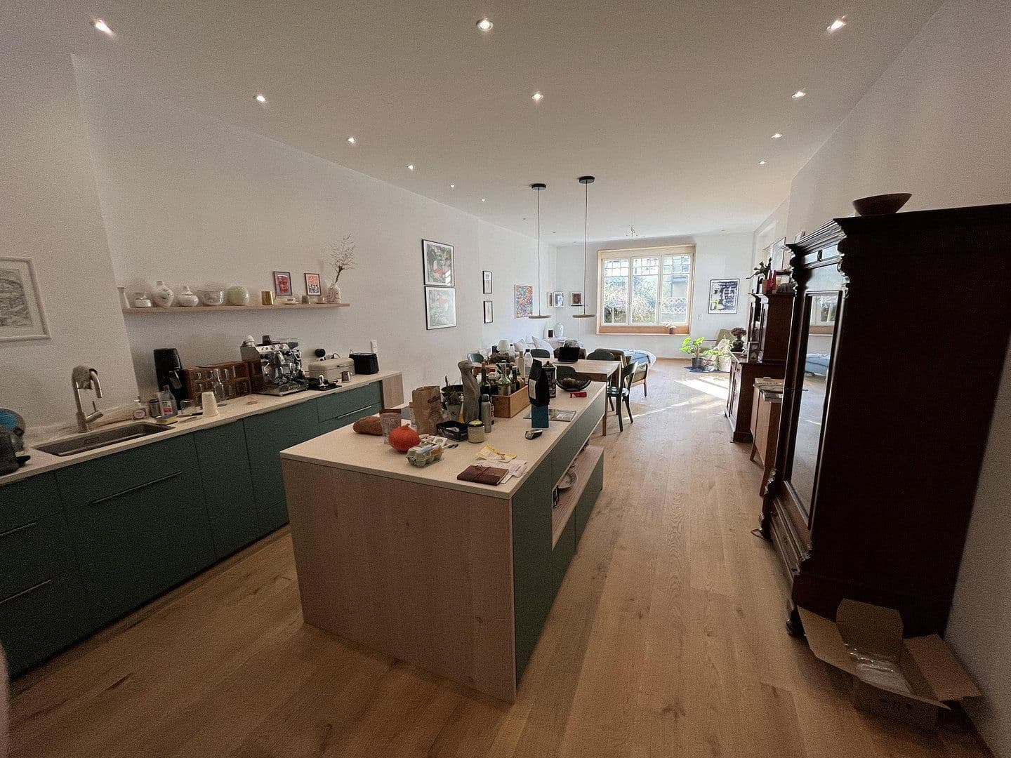 Prenájom bytu 3-izbový 152 m², Regensburg, Bavorsko Prenájom bytu 3-izbový 152 m², Regensburg, Bavorsko