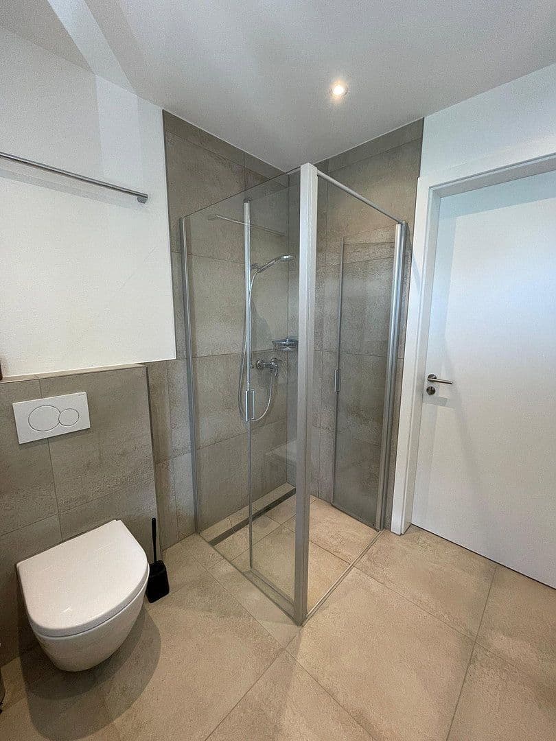 Prenájom bytu 3-izbový 81 m², Nelkenweg 12, Langenbach, Bavorsko Prenájom bytu 3-izbový 81 m², Nelkenweg 12, Langenbach, Bavorsko