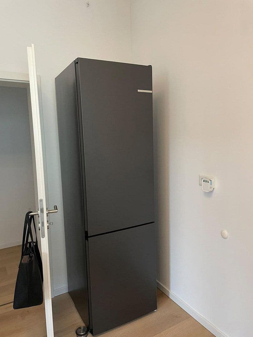 Prenájom bytu 5-izbový 127 m², Wuppertal, Severné Porýnie - Westfálsko Prenájom bytu 5-izbový 127 m², Wuppertal, Severné Porýnie - Westfálsko
