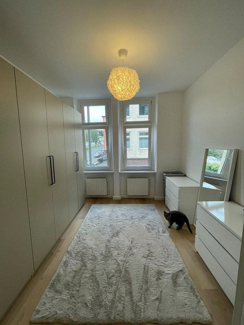 Prenájom bytu 5-izbový 127 m², Wuppertal, Severné Porýnie - Westfálsko Prenájom bytu 5-izbový 127 m², Wuppertal, Severné Porýnie - Westfálsko