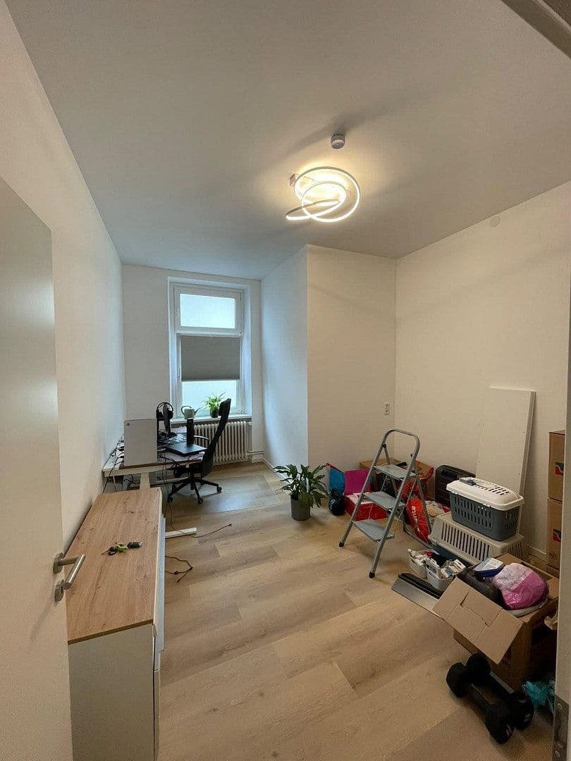Prenájom bytu 5-izbový 127 m², Wuppertal, Severné Porýnie - Westfálsko Prenájom bytu 5-izbový 127 m², Wuppertal, Severné Porýnie - Westfálsko