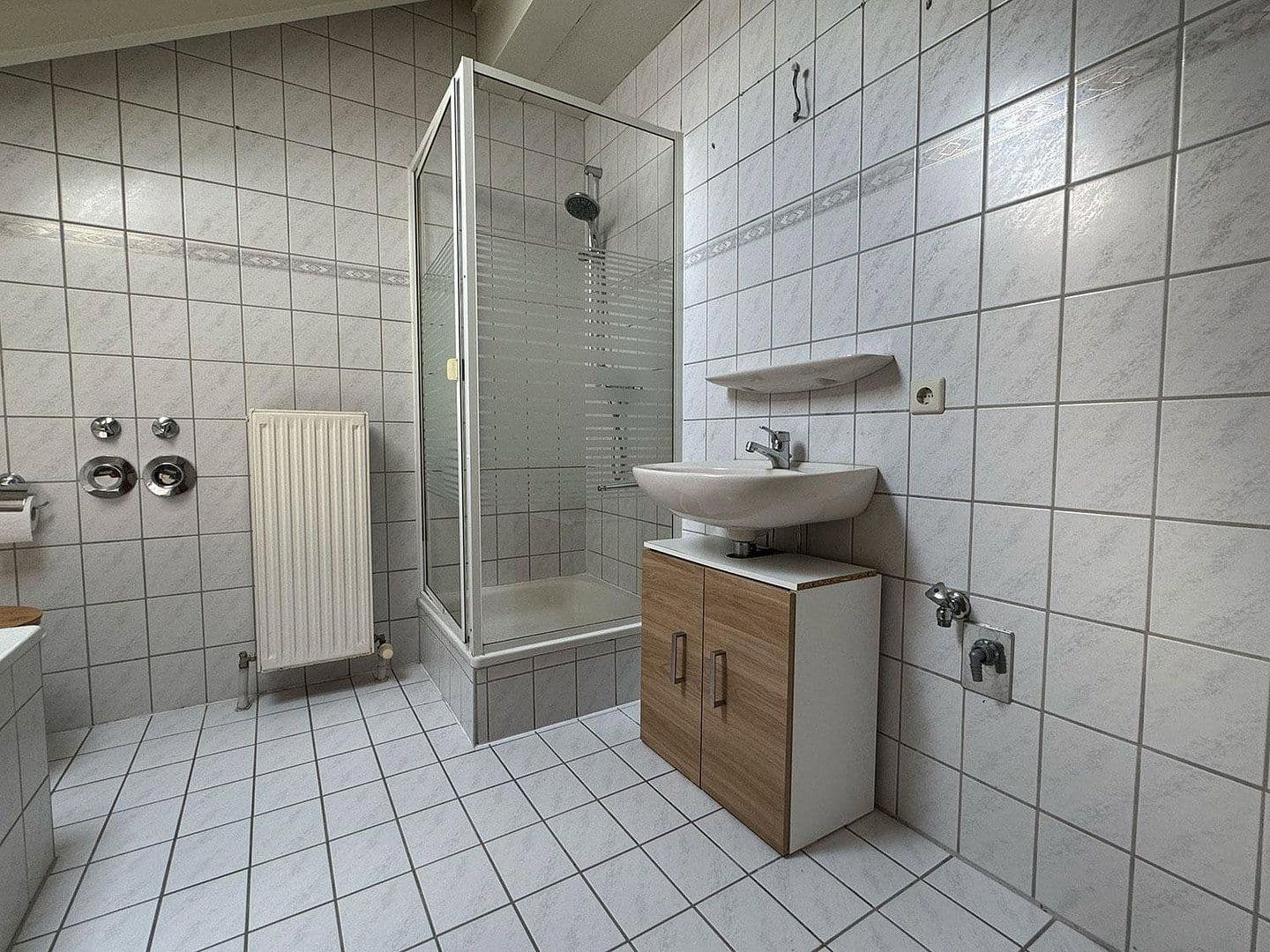 Prenájom bytu 3-izbový 64 m², Hohlweg 14, Cleebronn, Bádensko-Wurttembersko Prenájom bytu 3-izbový 64 m², Hohlweg 14, Cleebronn, Bádensko-Wurttembersko