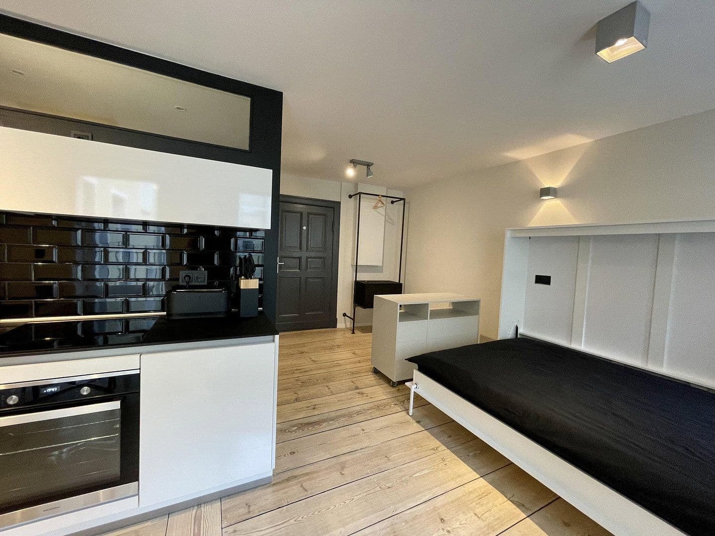 Predaj bytu 1-izbový 35 m², Yorckstr. 61, Berlin, Berlín Predaj bytu 1-izbový 35 m², Yorckstr. 61, Berlin, Berlín