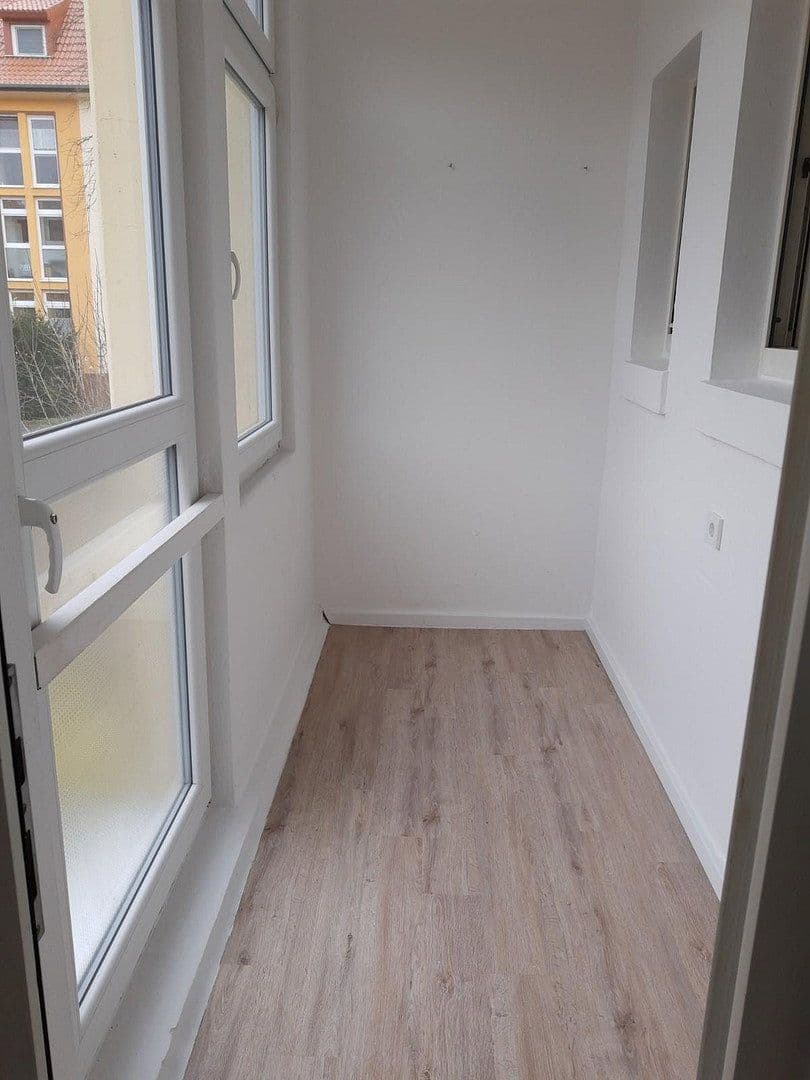 Prenájom bytu 4-izbový 107 m², Zweibrücken, Porýnie-Falcko Prenájom bytu 4-izbový 107 m², Zweibrücken, Porýnie-Falcko