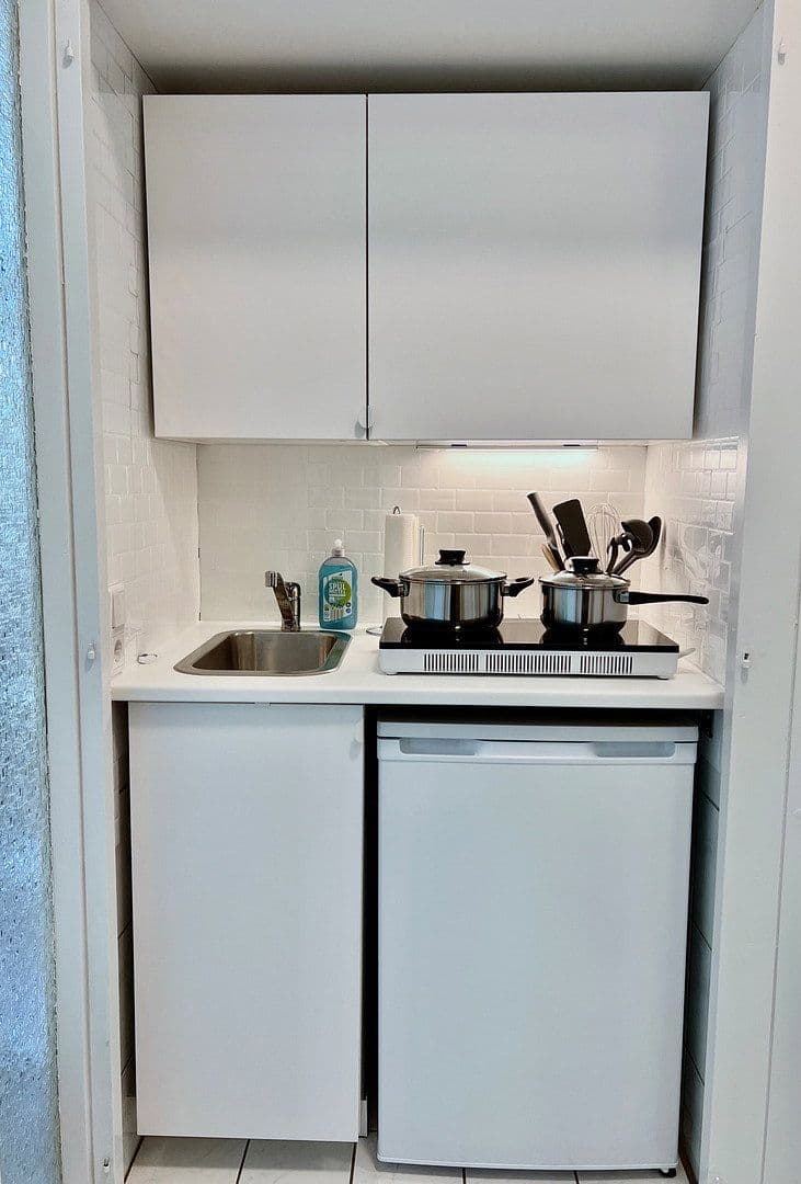 Prenájom bytu 1-izbový 30 m², Wuppertal, Severné Porýnie - Westfálsko Prenájom bytu 1-izbový 30 m², Wuppertal, Severné Porýnie - Westfálsko