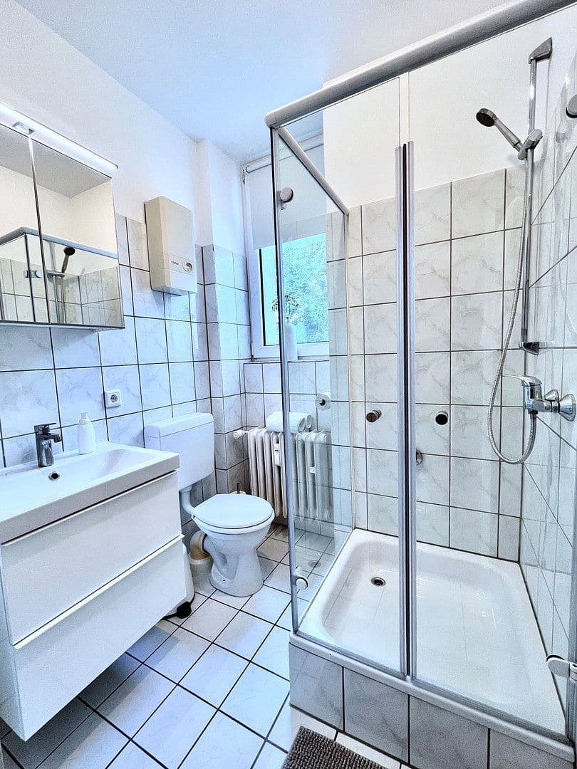 Prenájom bytu 1-izbový 30 m², Wuppertal, Severné Porýnie - Westfálsko Prenájom bytu 1-izbový 30 m², Wuppertal, Severné Porýnie - Westfálsko