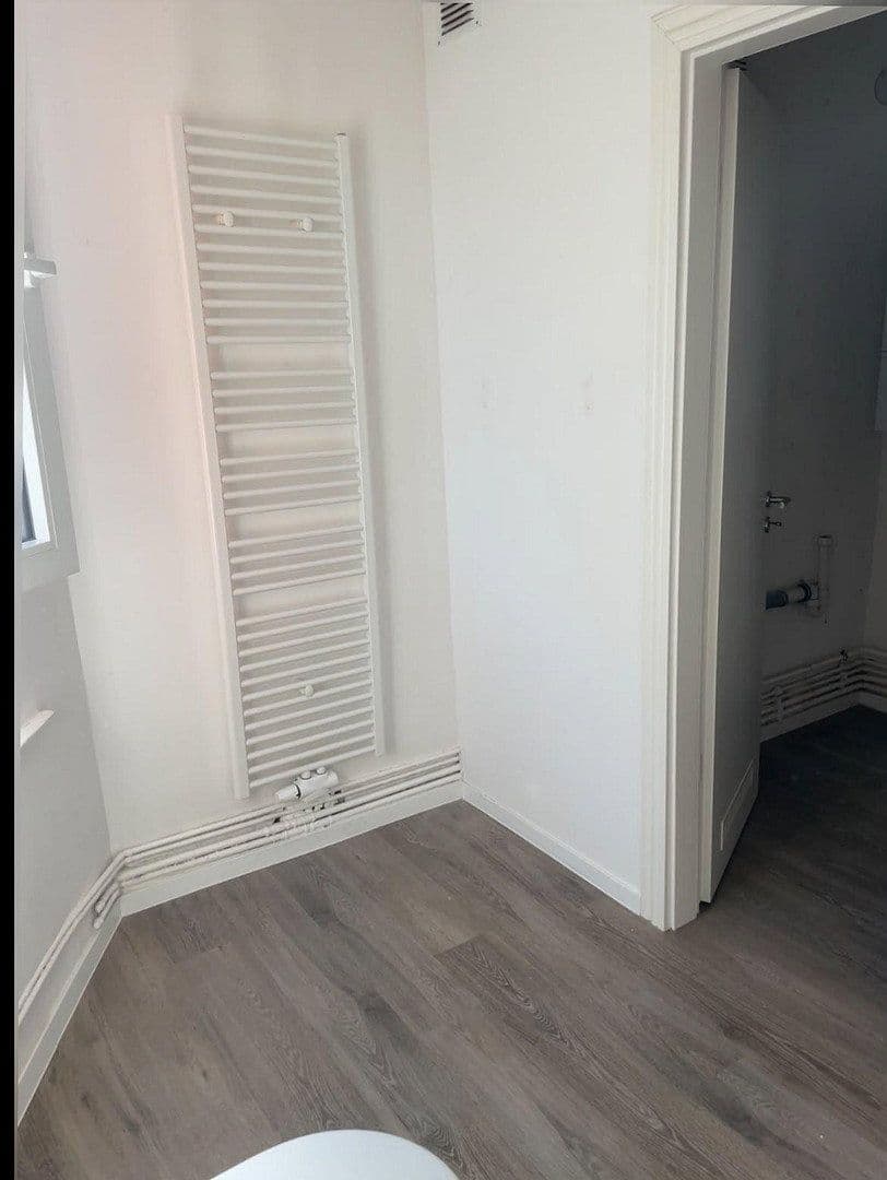 Prenájom bytu 2-izbový 59 m², Hahnenstraße 9, Hannover, Dolné Sasko Prenájom bytu 2-izbový 59 m², Hahnenstraße 9, Hannover, Dolné Sasko