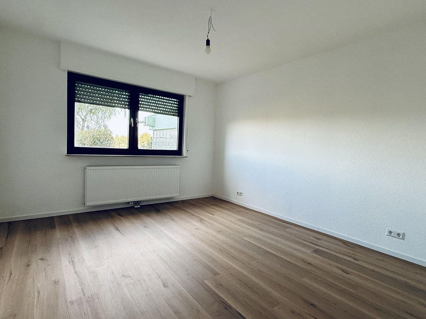 Prenájom bytu 2-izbový 67 m², Schriesheimer Str. 2B, Heddesheim, Bádensko-Wurttembersko Prenájom bytu 2-izbový 67 m², Schriesheimer Str. 2B, Heddesheim, Bádensko-Wurttembersko