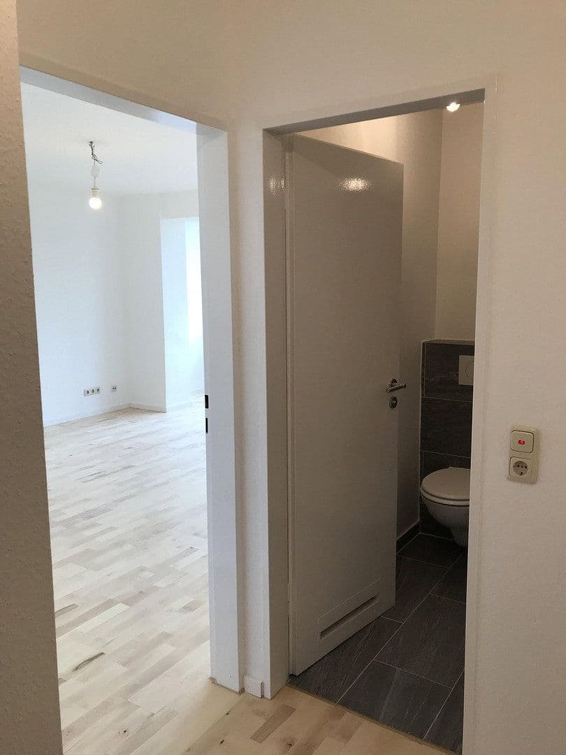 Prenájom bytu 1-izbový 34 m², Hügelstraße 251, Frankfurt am Main, Hesensko Prenájom bytu 1-izbový 34 m², Hügelstraße 251, Frankfurt am Main, Hesensko