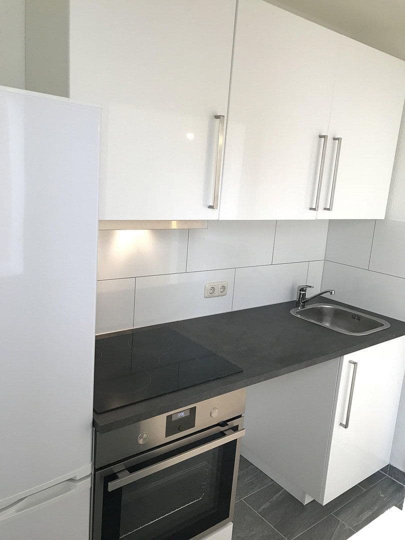 Prenájom bytu 1-izbový 34 m², Hügelstraße 251, Frankfurt am Main, Hesensko Prenájom bytu 1-izbový 34 m², Hügelstraße 251, Frankfurt am Main, Hesensko