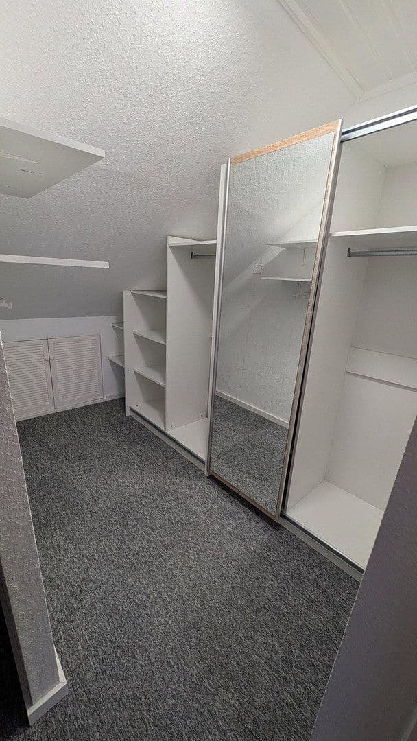 Predaj domu 130 m², pozemok 500 m², Lehrte, Dolné Sasko Predaj domu 130 m², pozemok 500 m², Lehrte, Dolné Sasko
