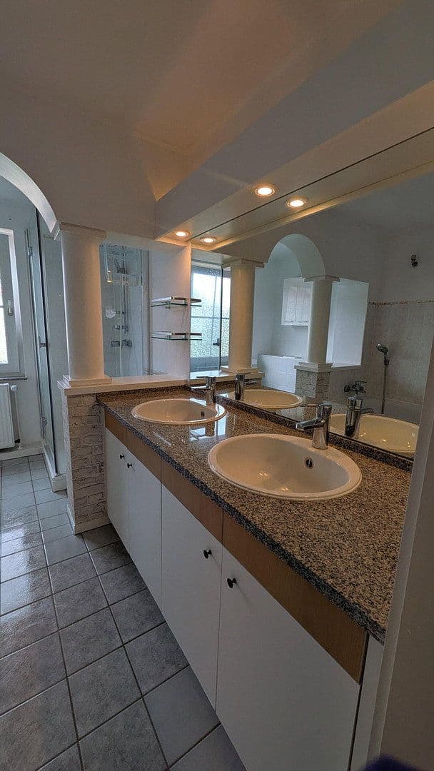 Predaj domu 130 m², pozemok 500 m², Lehrte, Dolné Sasko Predaj domu 130 m², pozemok 500 m², Lehrte, Dolné Sasko