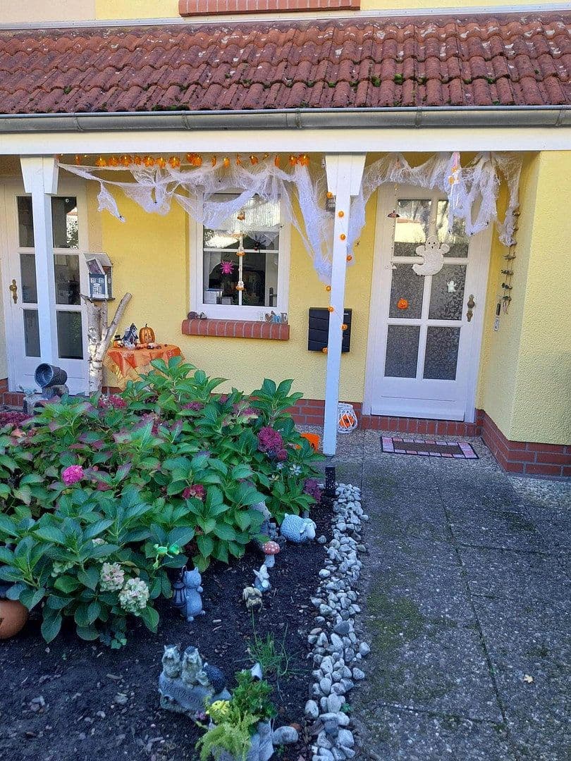 Predaj domu 130 m², pozemok 500 m², Lehrte, Dolné Sasko Predaj domu 130 m², pozemok 500 m², Lehrte, Dolné Sasko