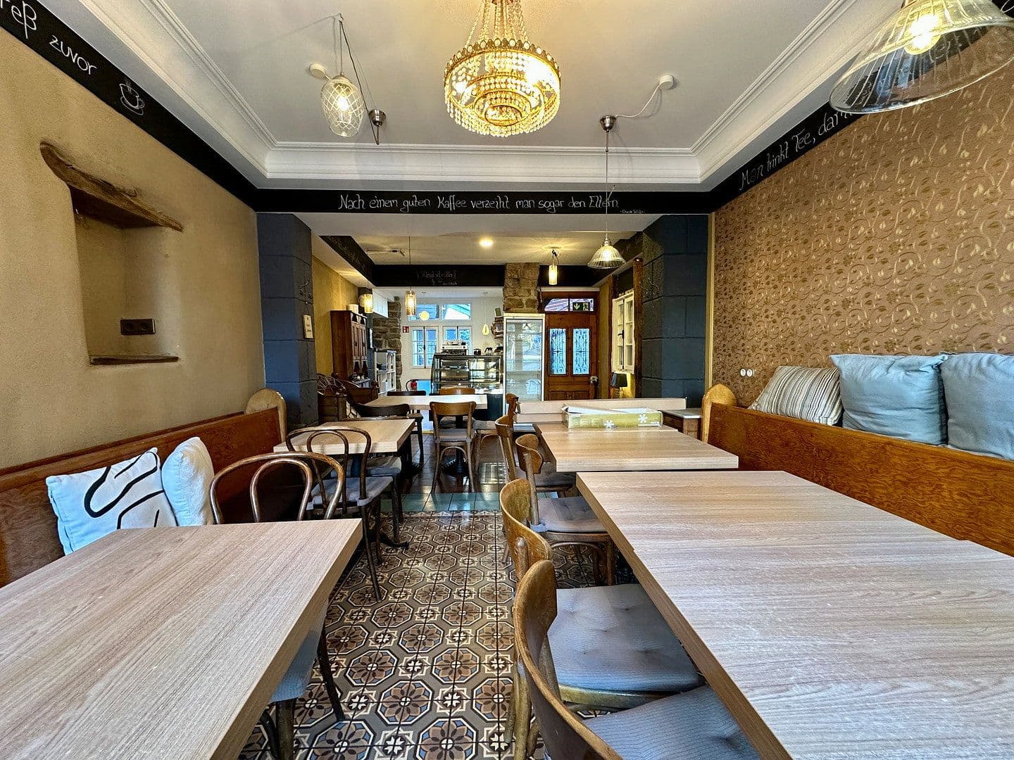 Prenájom nebytového priestoru 100 m², Hauptstraße 5, Kettig, Porýnie-Falcko Prenájom nebytového priestoru 100 m², Hauptstraße 5, Kettig, Porýnie-Falcko