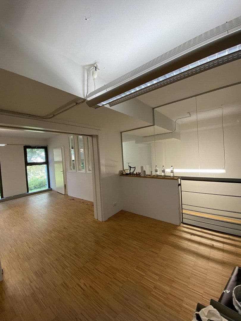 Prenájom kancelárie 125 m², Hamburg, Hamburg Prenájom kancelárie 125 m², Hamburg, Hamburg