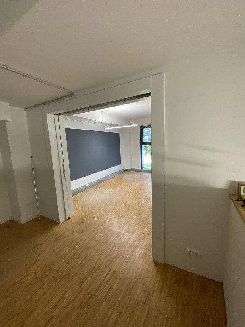 Prenájom kancelárie 125 m², Hamburg, Hamburg Prenájom kancelárie 125 m², Hamburg, Hamburg