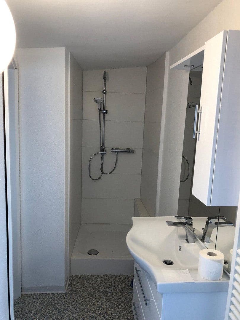 Predaj domu 1.220 m², pozemok 1.400 m², Breitenstraße 32/34, Bad Hersfeld, Hesensko Predaj domu 1.220 m², pozemok 1.400 m², Breitenstraße 32/34, Bad Hersfeld, Hesensko