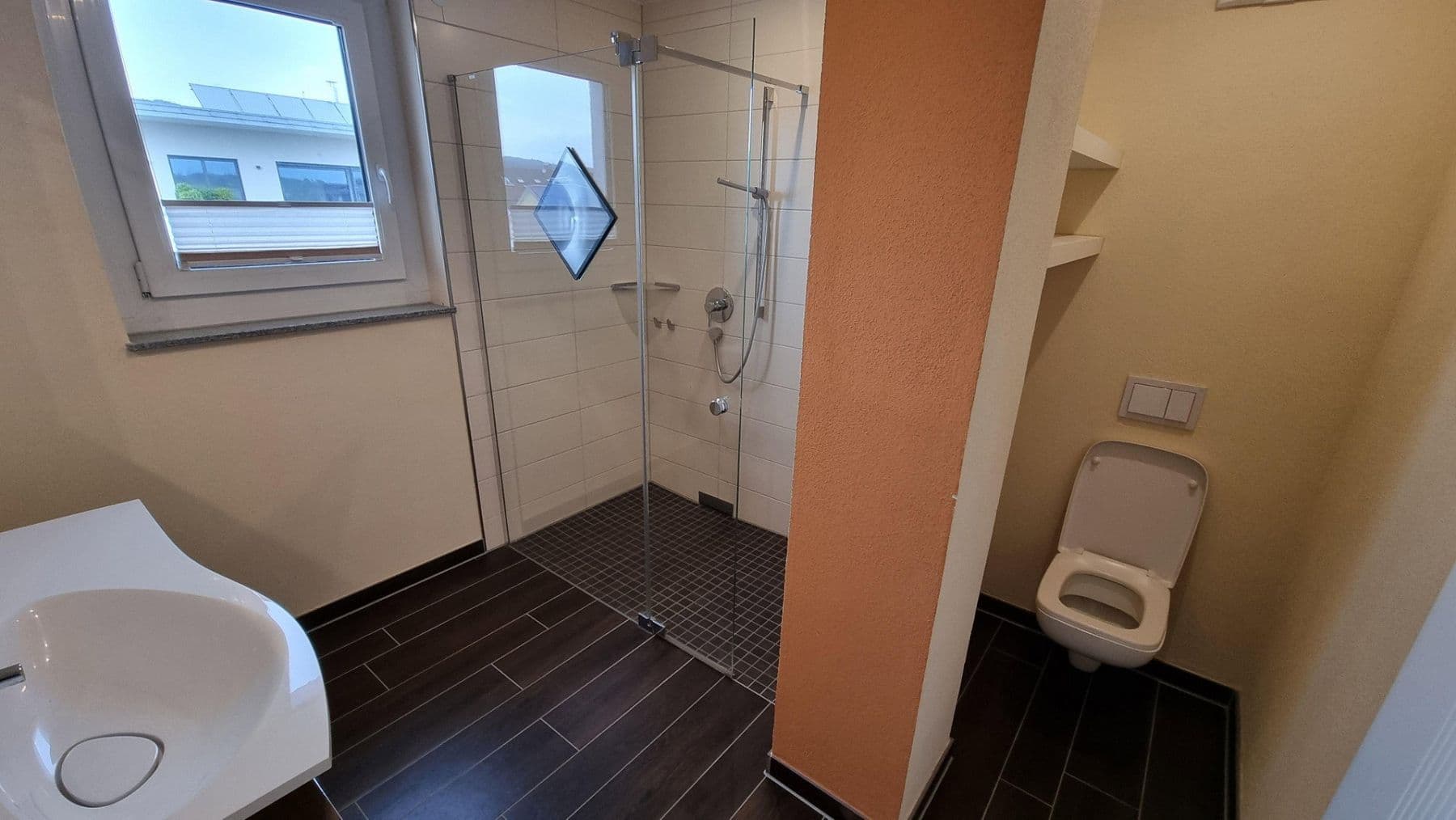 Prenájom bytu 2-izbový 84 m², Markdorf, Bádensko-Wurttembersko Prenájom bytu 2-izbový 84 m², Markdorf, Bádensko-Wurttembersko