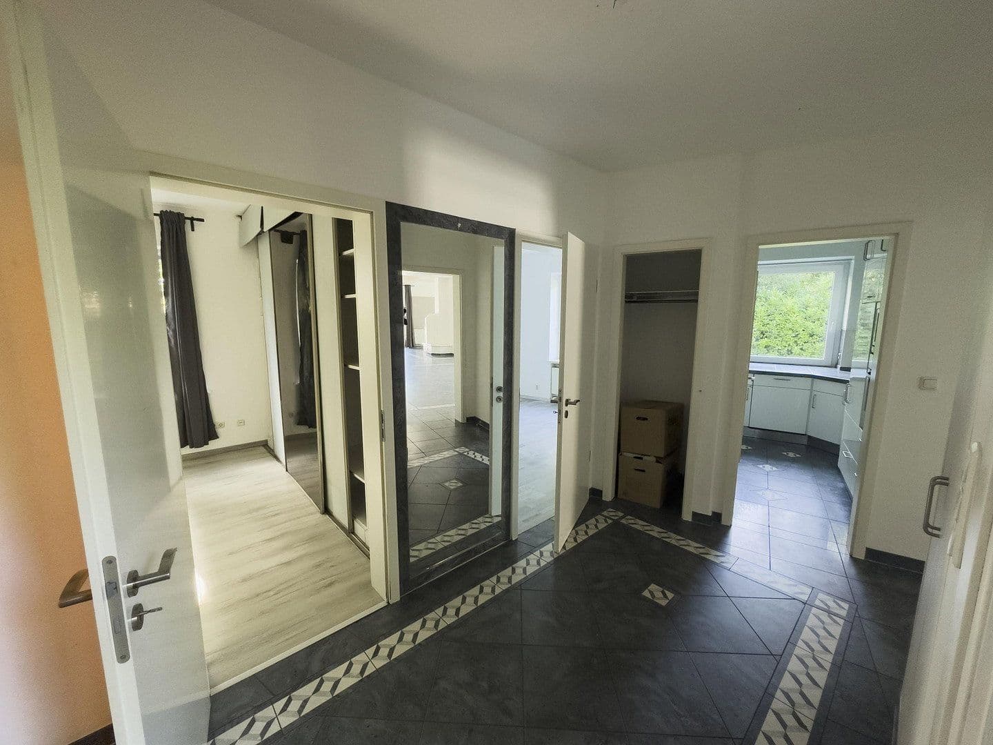 Predaj domu 235 m², pozemok 1.425 m², Im Lehmsaal 26, Seevetal, Dolné Sasko Predaj domu 235 m², pozemok 1.425 m², Im Lehmsaal 26, Seevetal, Dolné Sasko