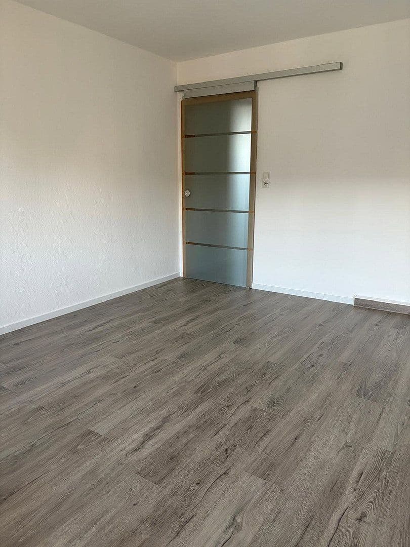 Predaj domu 362 m², pozemok 280 m², Gartenstr. 54, Falkenstein/Vogtland, Sasko Predaj domu 362 m², pozemok 280 m², Gartenstr. 54, Falkenstein/Vogtland, Sasko