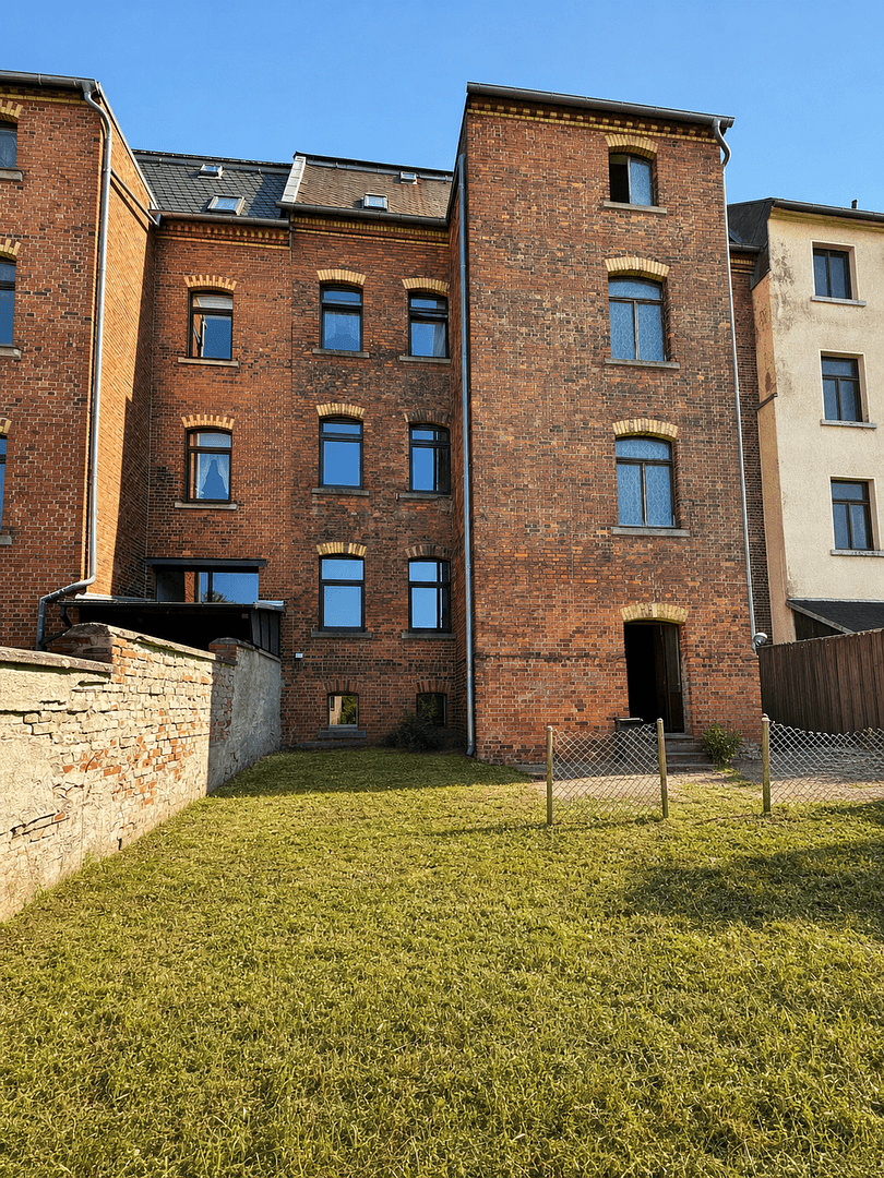 Predaj domu 362 m², pozemok 280 m², Gartenstr. 54, Falkenstein/Vogtland, Sasko Predaj domu 362 m², pozemok 280 m², Gartenstr. 54, Falkenstein/Vogtland, Sasko